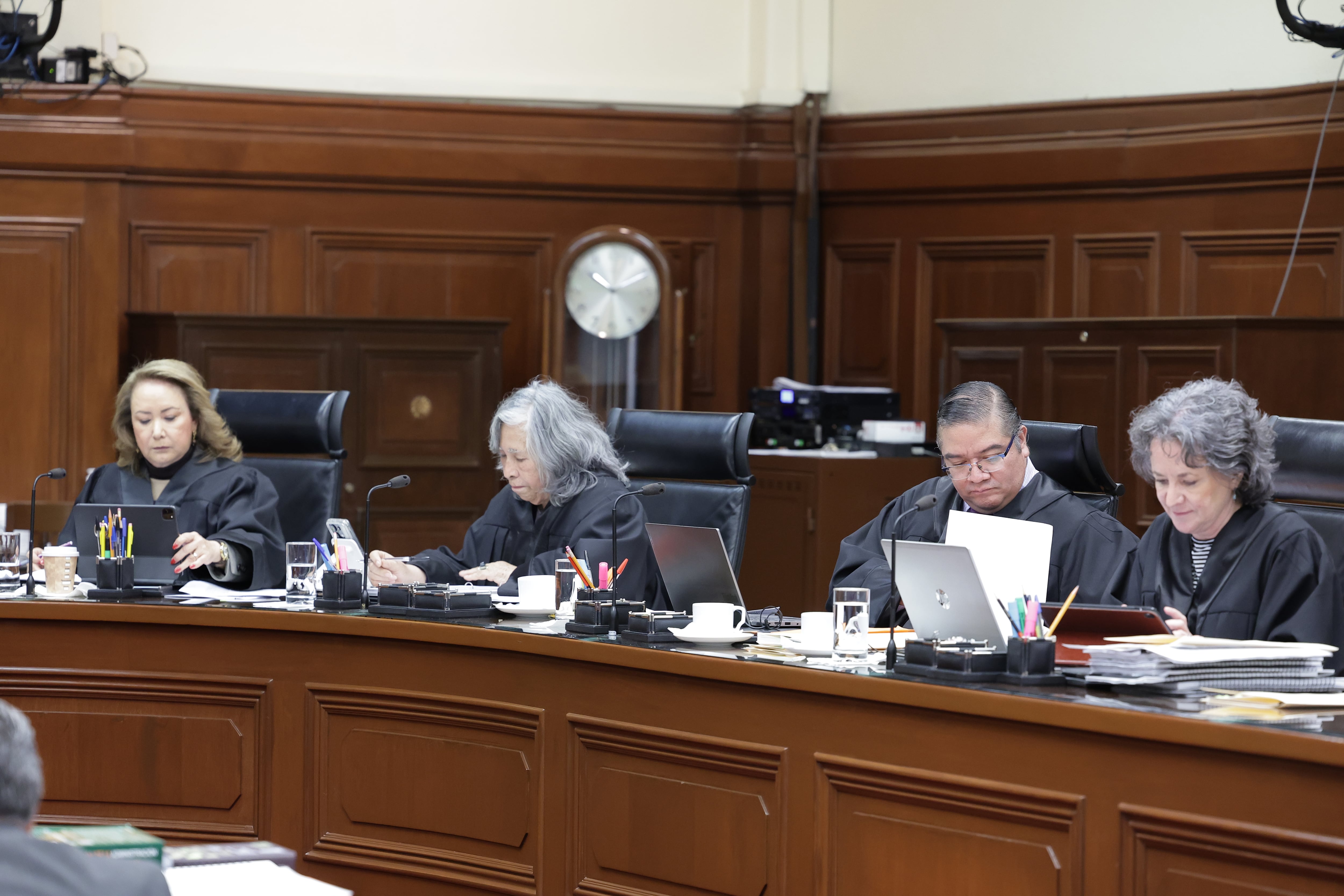 La SCJN validó que las cuotas por servicios de la Fiscalía de Colima deben pagarse conforme a la Unidad de Medida y Actualización, no al salario mínimo. (Crédito: SCJN)