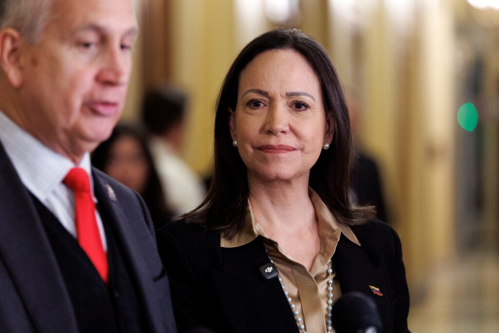 Trump abre la puerta a un papel de Machado en Venezuela