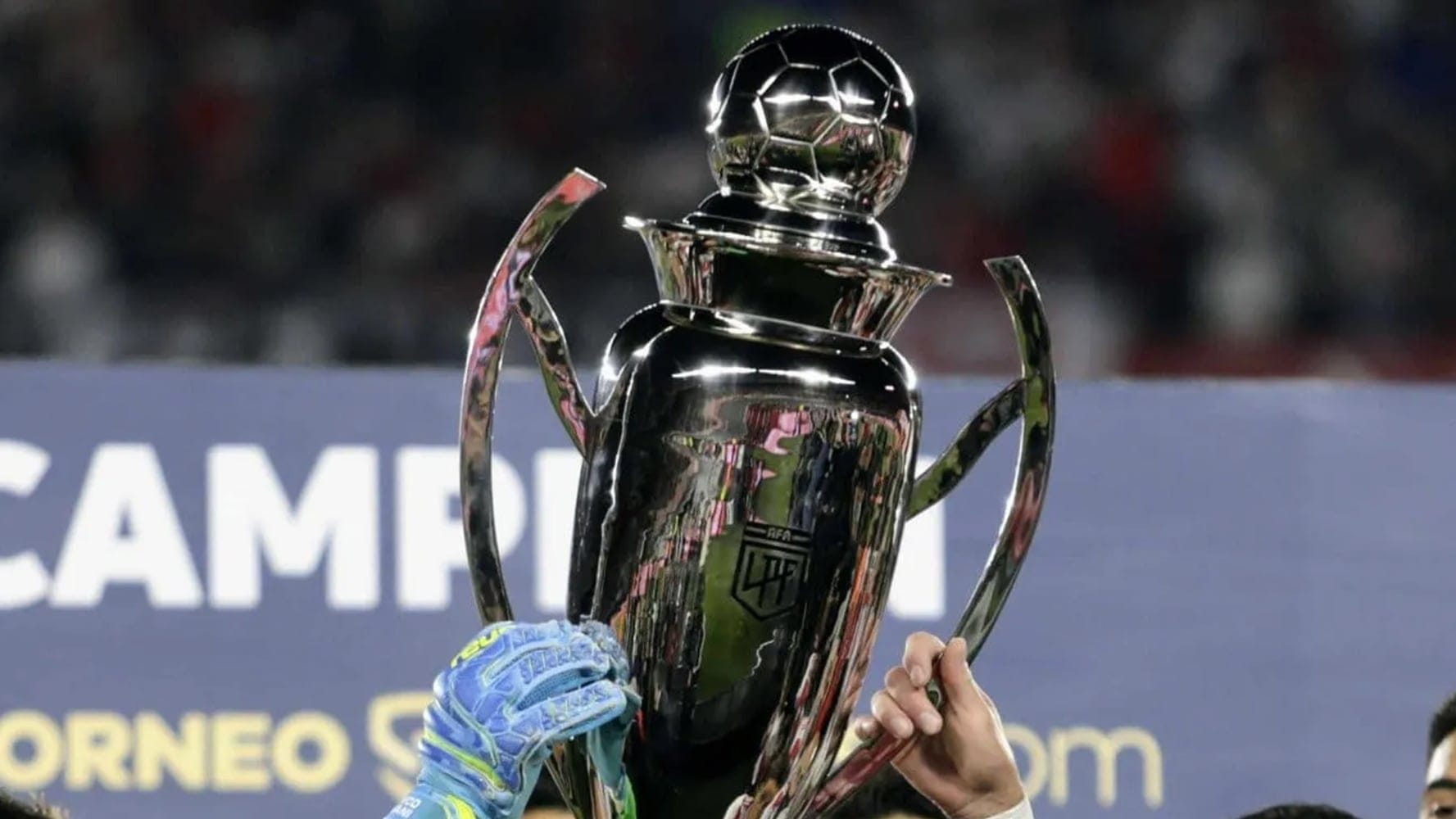 El Vélez de Barros Schelotto venció 1-0 a Instituto en Córdoba por la primera fecha del Torneo Apertura