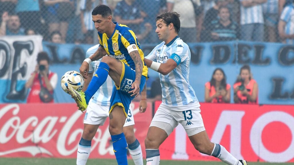 Racing vs CentralFoto: FOTOBAIRESFecha 2 Torneo Apertura. Liga Profesional.