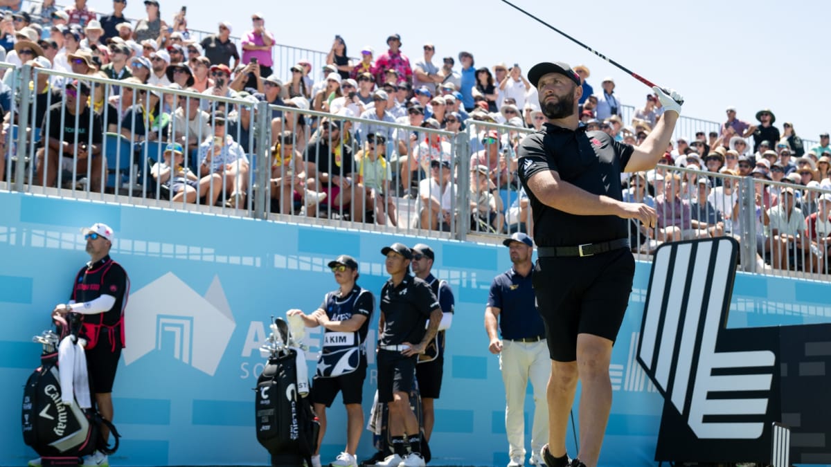 Jon Rahm asiste a la historia más increíble del golf moderno