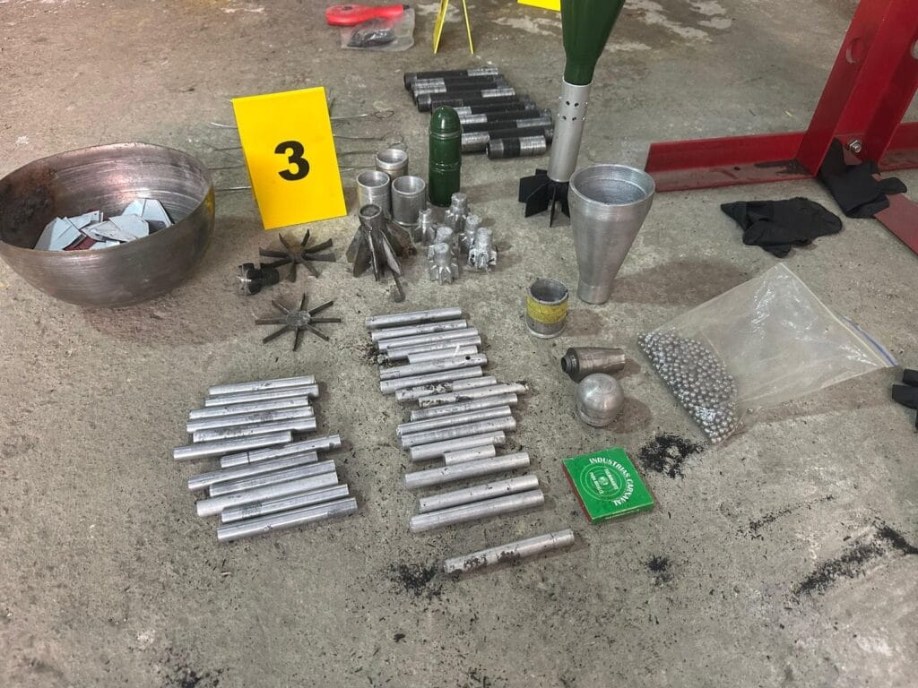 Las autoridades desmantelan una fábrica de explosivos del ELN en Bogotá