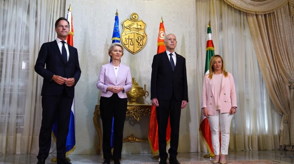 La UE suprime el vínculo entre migrante y país y avala el modelo Italia-Albania