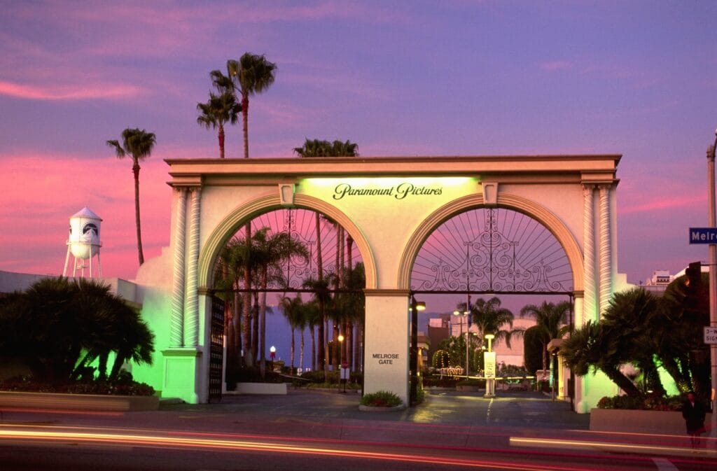 Paramount gana la guerra por Warner Bros. tras la renuncia de Netflix a igualar la oferta