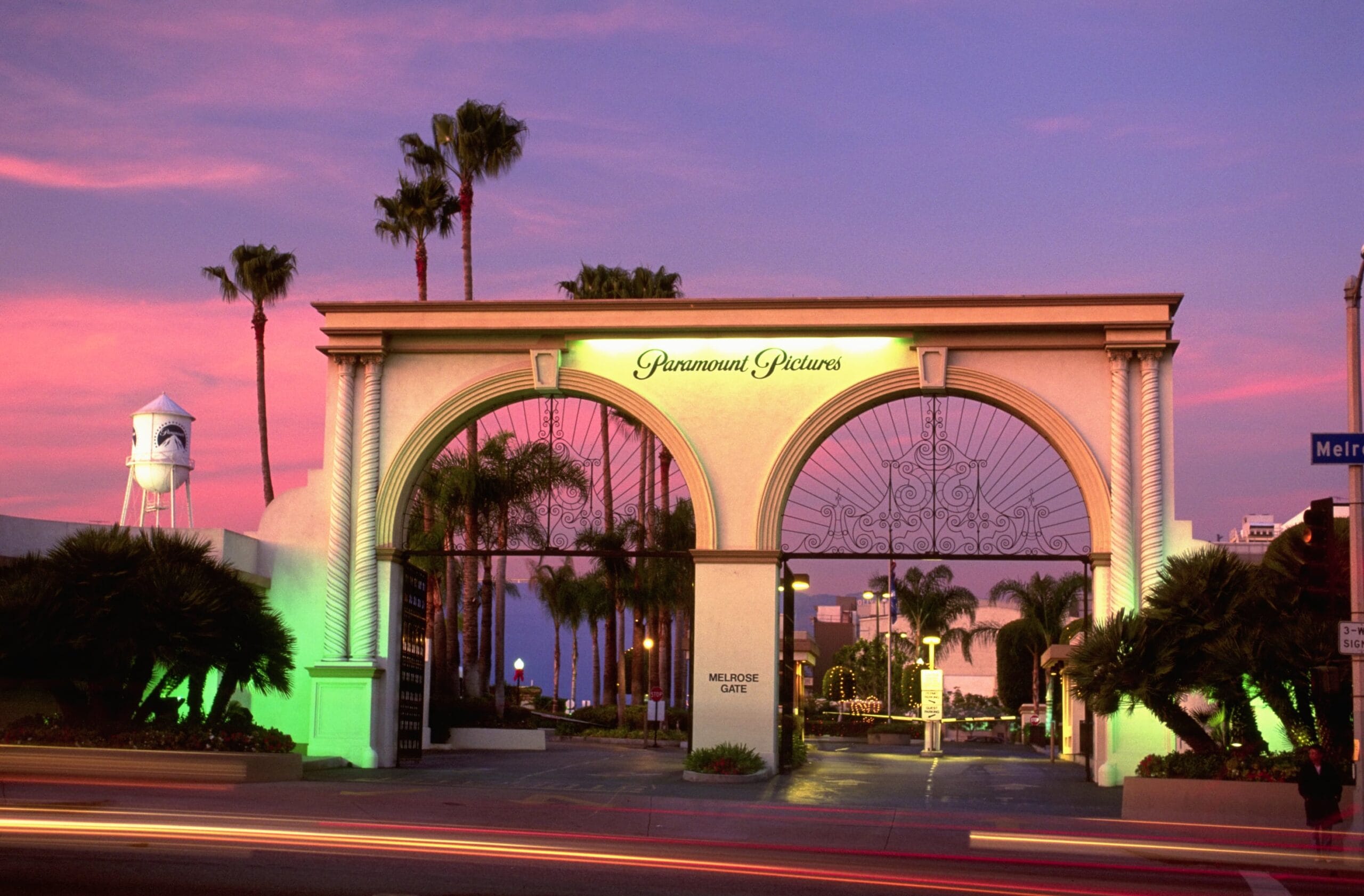 Paramount gana la guerra por Warner Bros. tras la renuncia de Netflix a igualar la oferta