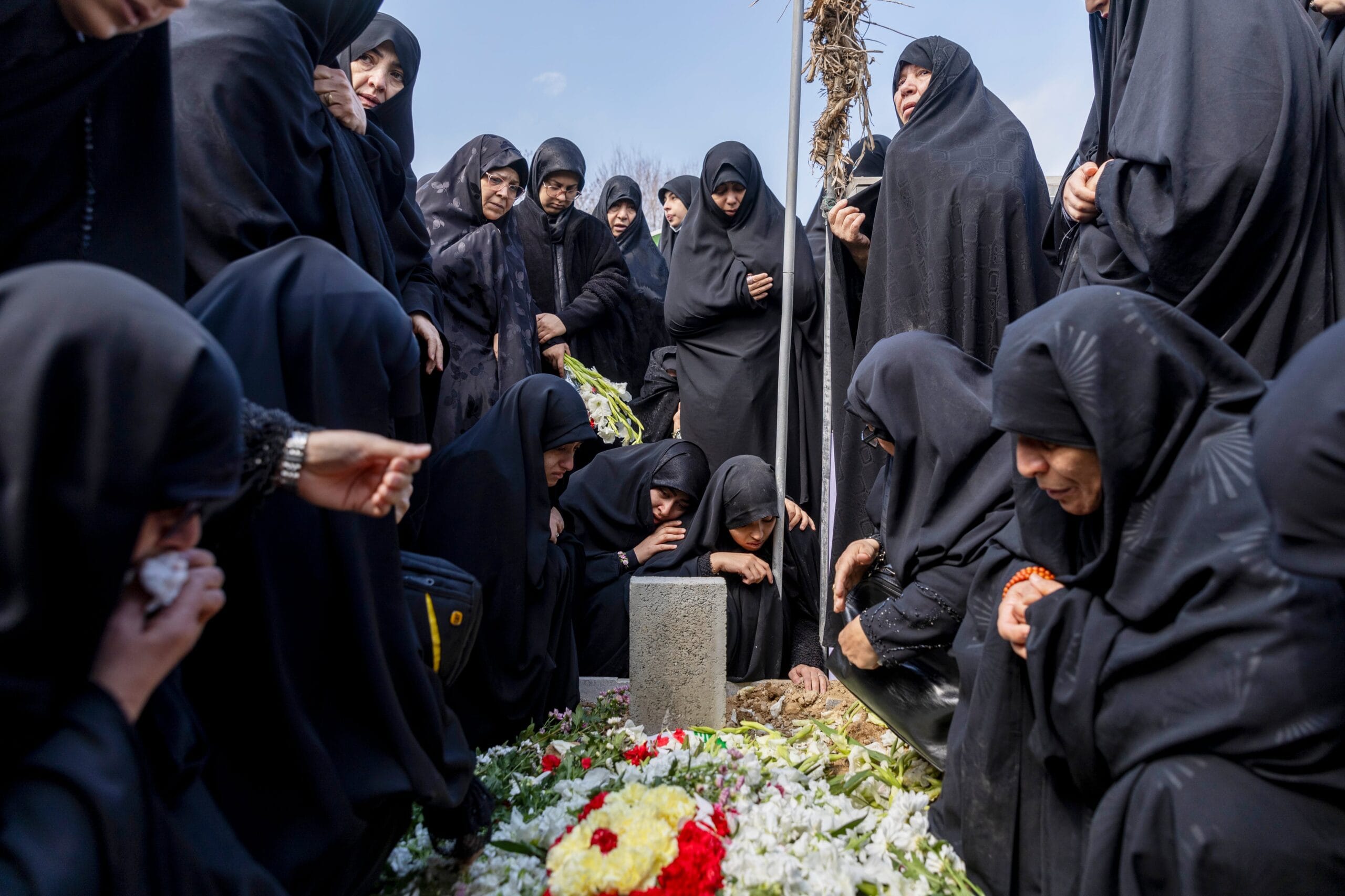 Última hora del ataque de EE UU e Israel contra Irán, en directo | Von der Leyen: “No se debe llorar por el régimen iraní que ha infligido muerte e impuesto represión a su propio pueblo”