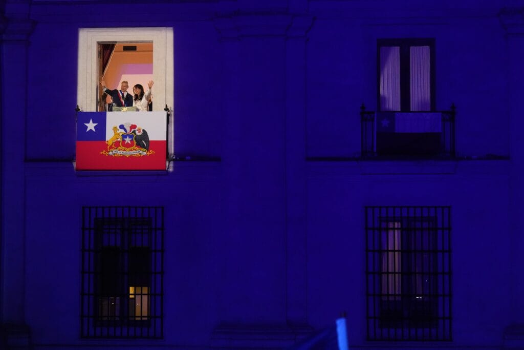 Kast se muda al palacio presidencial