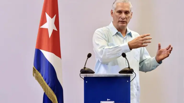 Cuba admite que su Ejército se prepara ante posible agresión de Estados Unidos