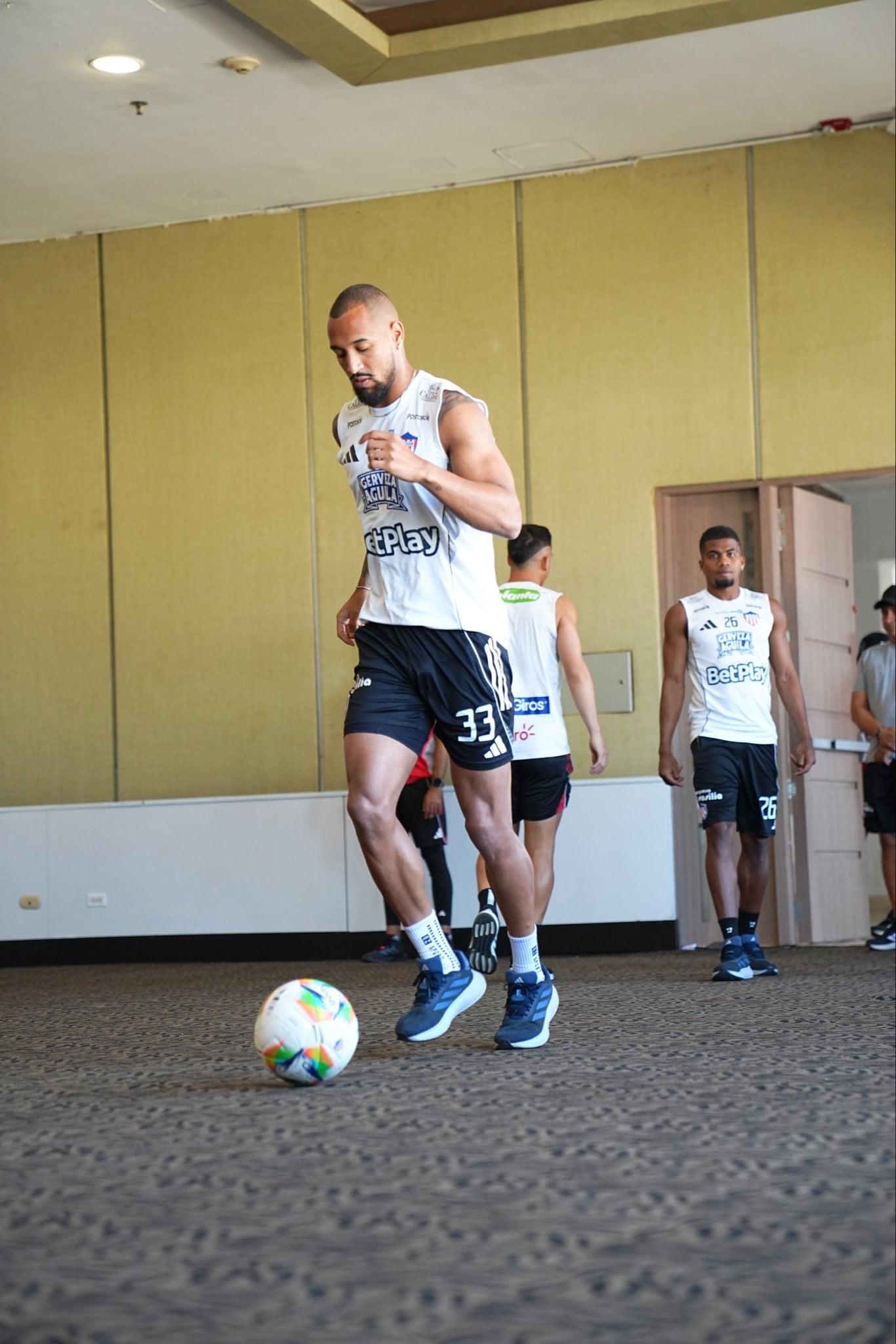 Jugadores del Junior practicando para el partido contra Deportivo Cali en Barranquilla - crédiito Junior FC