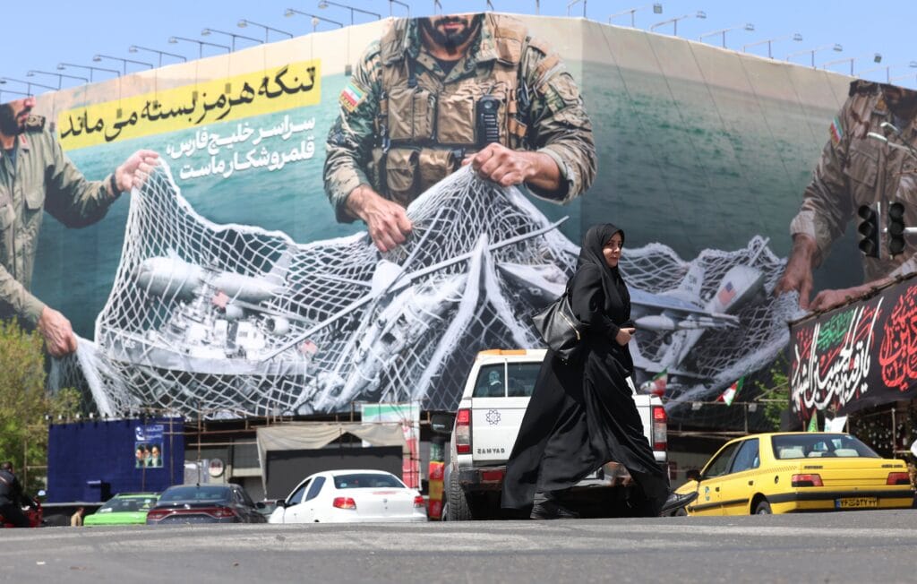 Última hora de la guerra de Estados Unidos e Israel contra Irán, en directo| Trump carga contra Irán y exige que reabra Ormuz o desatará “un infierno”