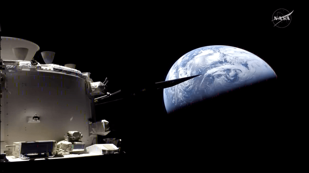 Última hora del regreso de Artemis 2, en directo | La nave Orion completa la última maniobra antes de iniciar la reentrada