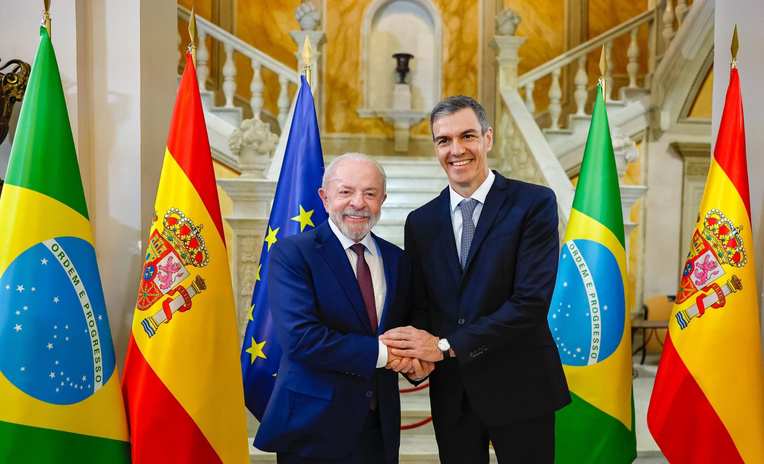 Reunión de líderes progresistas en Barcelona, en directo | Pedro Sánchez, Lula o Claudia Sheinbaum participan en la reunión En defensa de la democracia en Barcelona