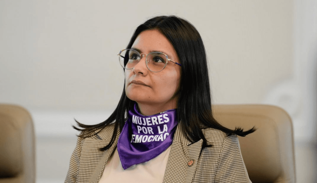 Angie Rodríguez denuncia corrupción y espionaje en el Gobierno de Petro