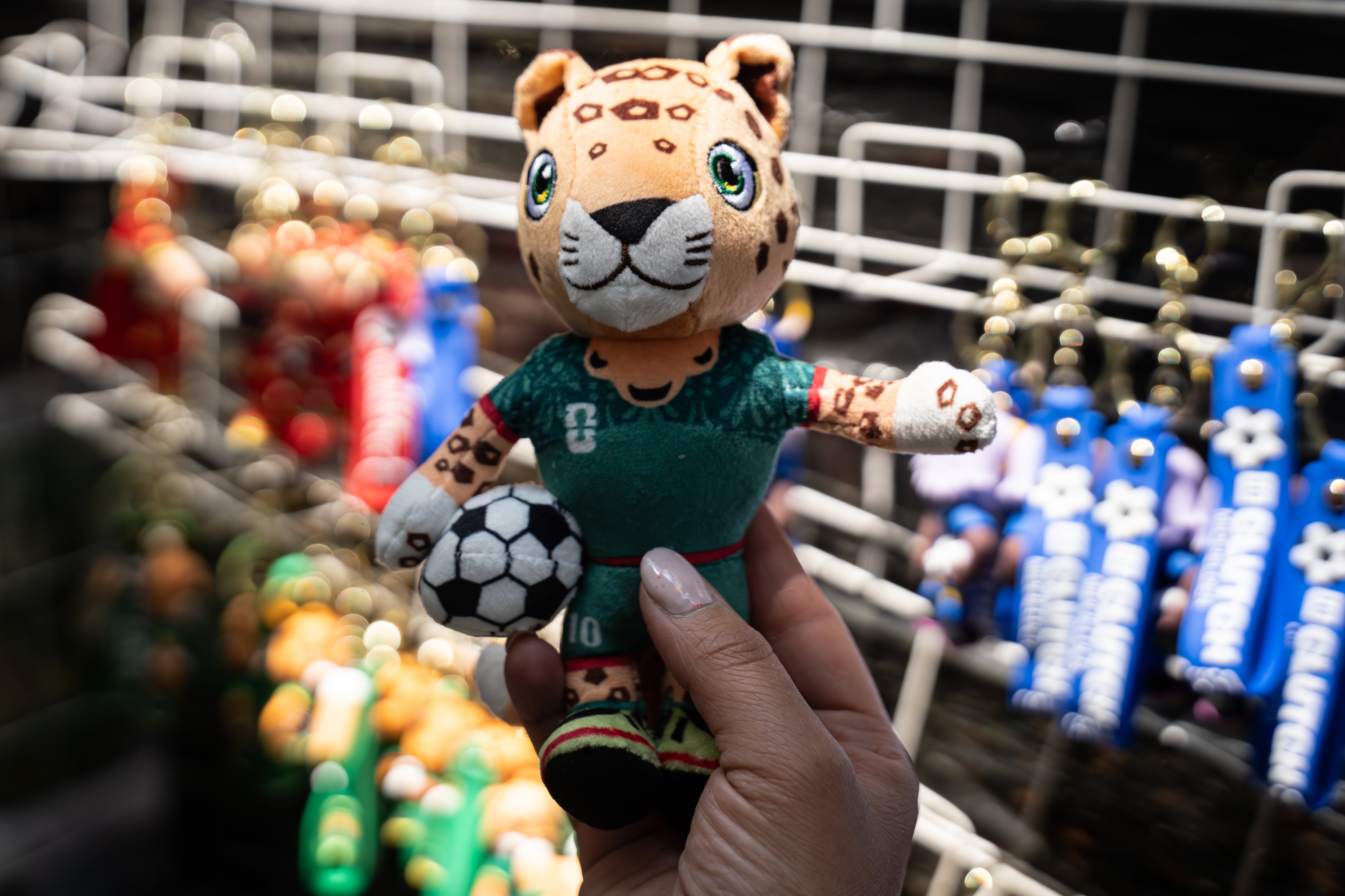 Peluche Zayu, la mascota de México para el mundial.