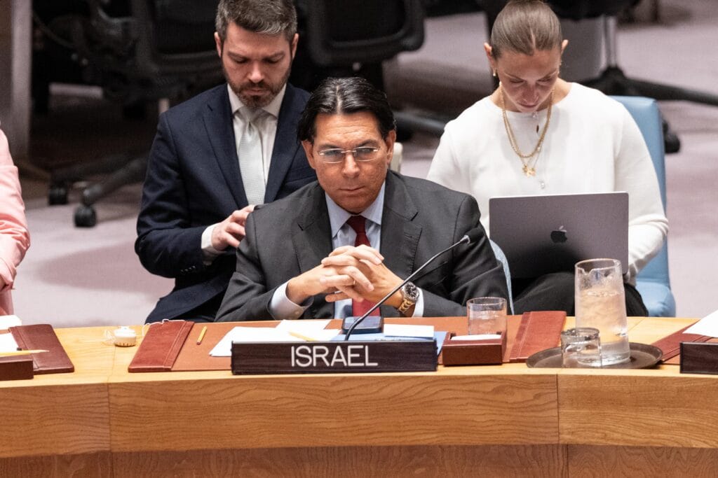 Última hora de la guerra de Estados Unidos e Israel contra Irán, en directo | El embajador de Israel ante la ONU dice que el alto el fuego con Líbano “no es del 100%”