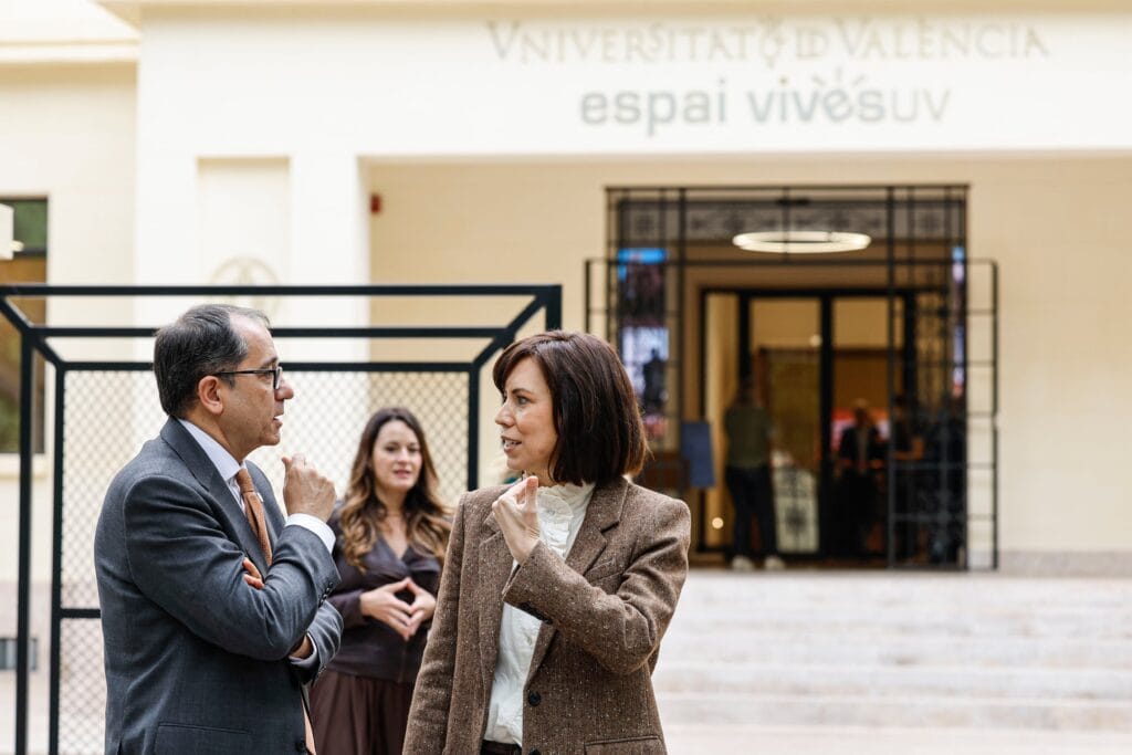 Diana Morant avisa de que las autonomías que apliquen la “xenófoba” prioridad nacional de la ultraderecha tendrán “al Gobierno enfrente”