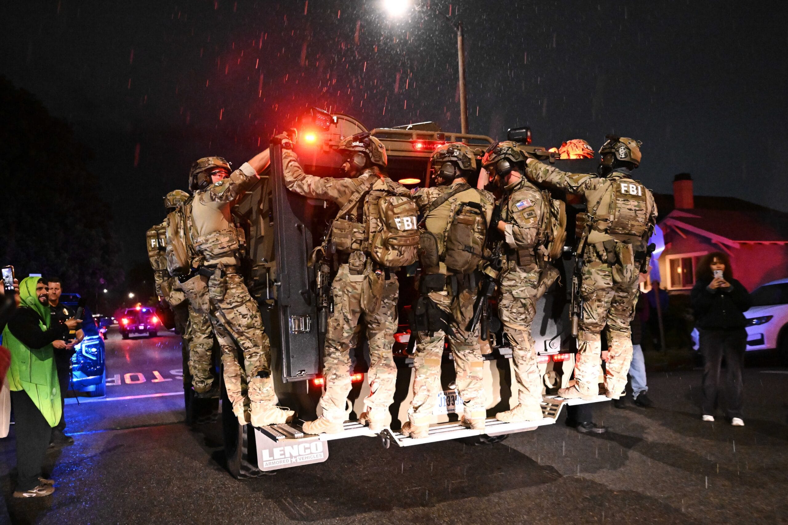 Última hora del intento de atentado contra Trump, en directo | Trump afirma que el autor del tiroteo en Washington actuó movido por el “odio” a los cristianos