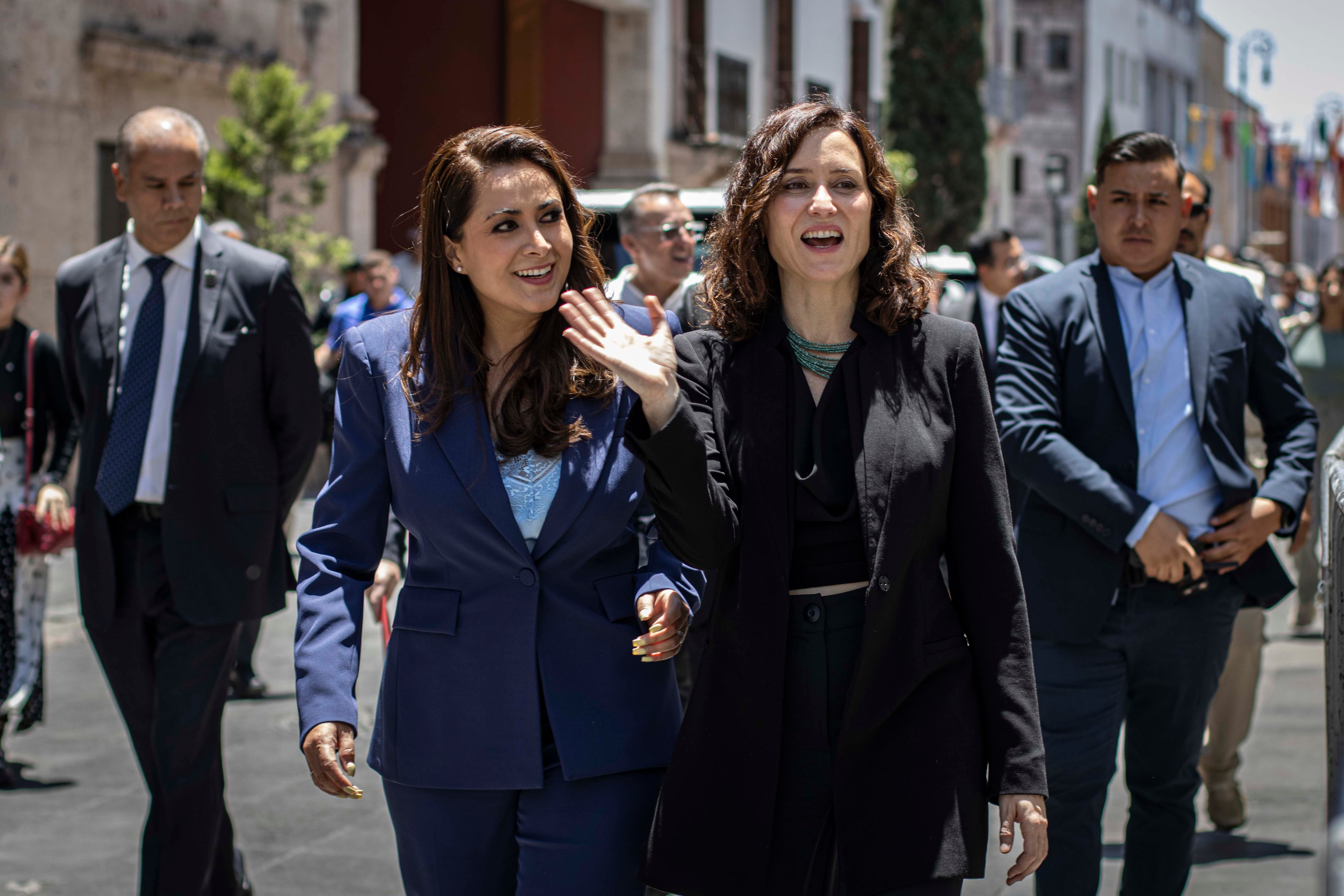 Isabel Díaz Ayuso y Tere Jiménez en Aguascalientes, el 6 de mayo.