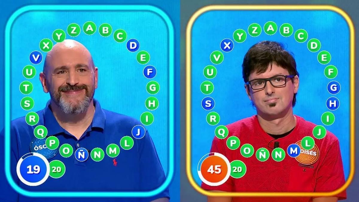 Óscar y Moisés, dos míticos concursantes, en uno de sus enfrentamientos en 'Pasapalabra'.