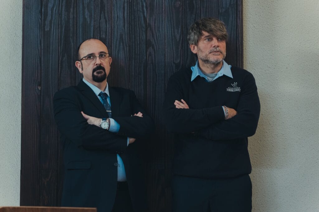 Carlos Areces y Salva Reina, en la cuarta temporada de 'Muertos S.L.'.