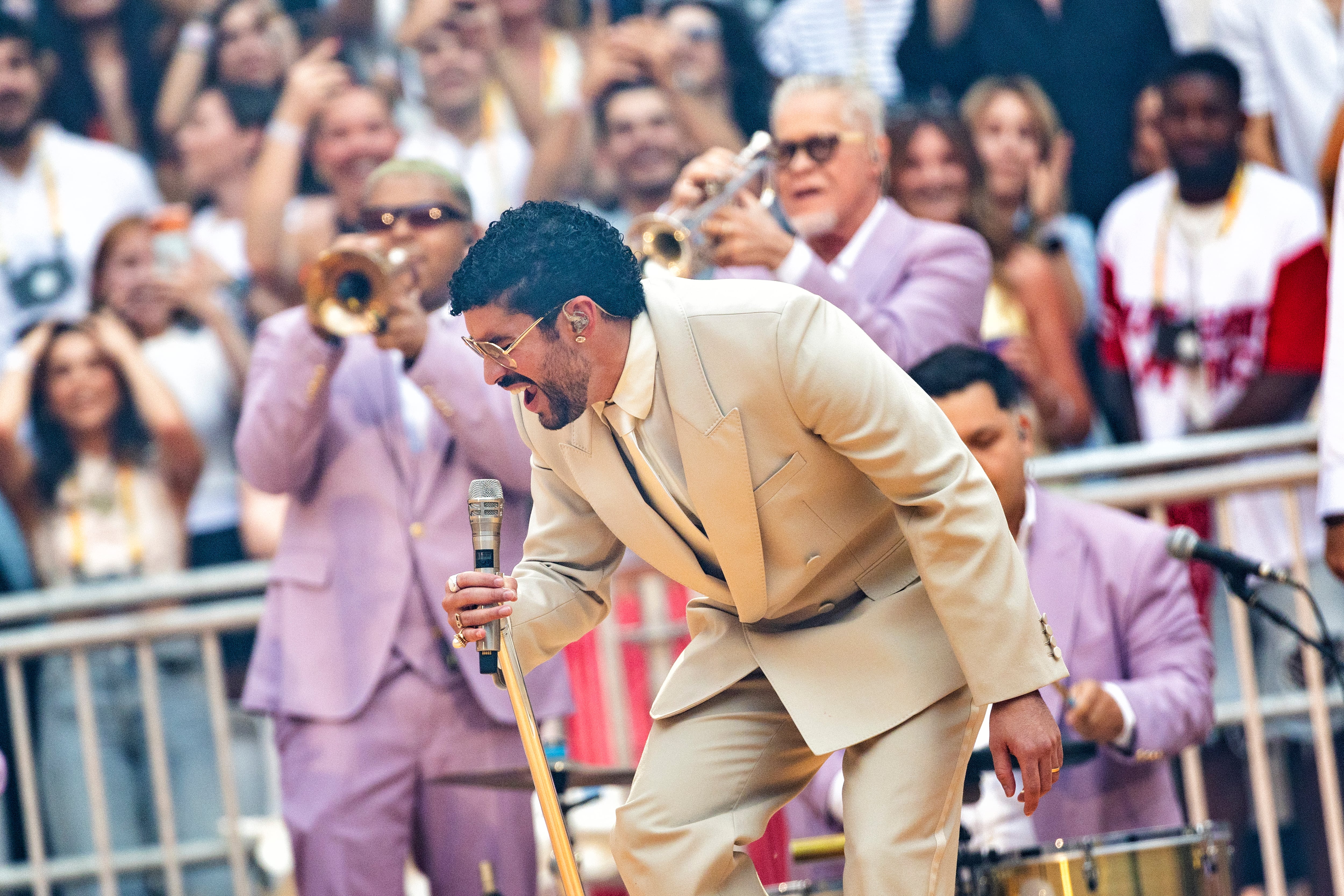 El puertorriqueño Bad Bunny, en un momento durante su concierto este sábado en Madrid.