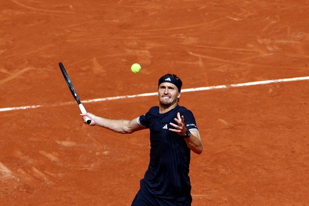 Zverev cumple y Cobolli ni se mancha: Roland Garros perfila la final