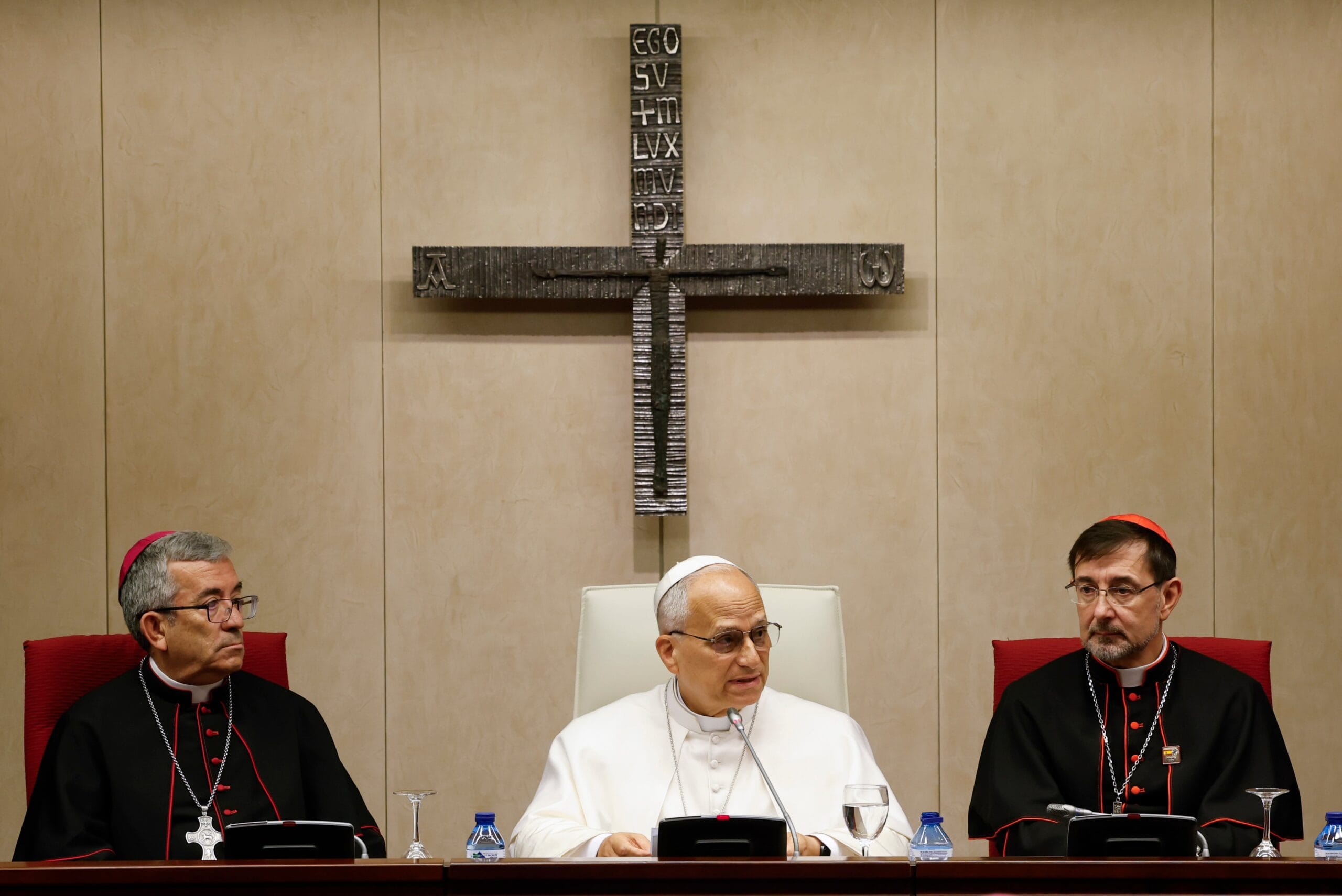 Visita del papa León XIV, en directo | El Papa se reúne con Ayuso y las víctimas de abusos antes de acudir a la Almudena