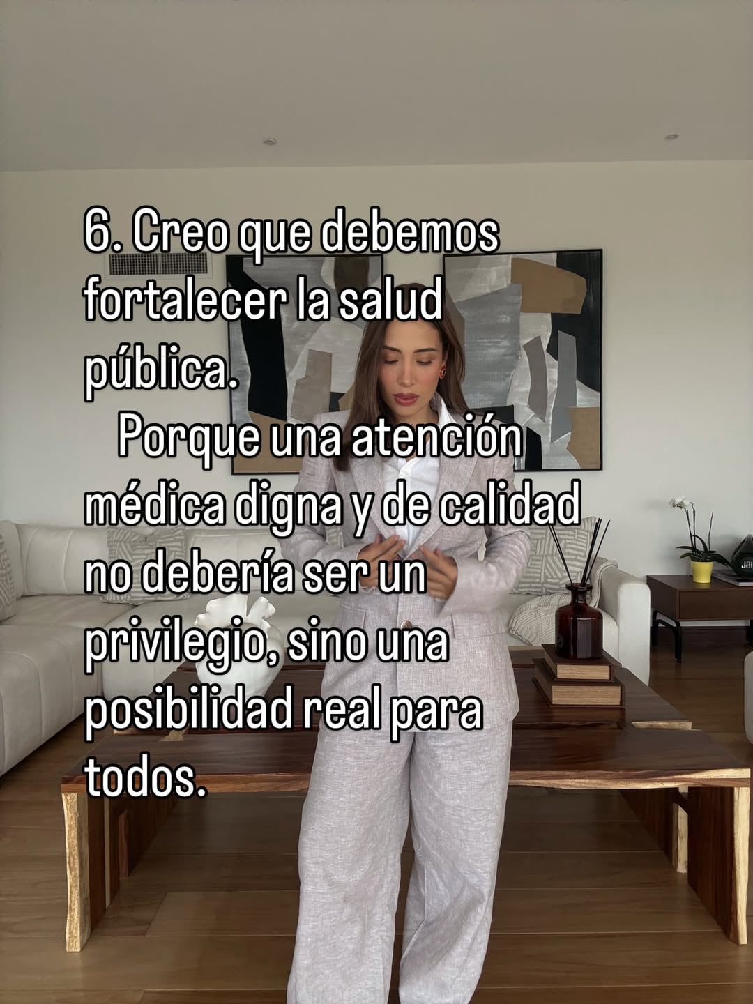 Luisa Fernanda W habló sobre su postura política lejos de las derechas e izquierdas - crédito @luisafernandaw/Instagram