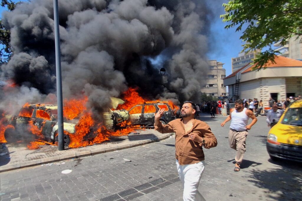 Última hora de la guerra de Estados Unidos e Israel contra Irán, en directo | Estados Unidos lanza una nueva ronda de ataques contra Irán, la segunda del miércoles