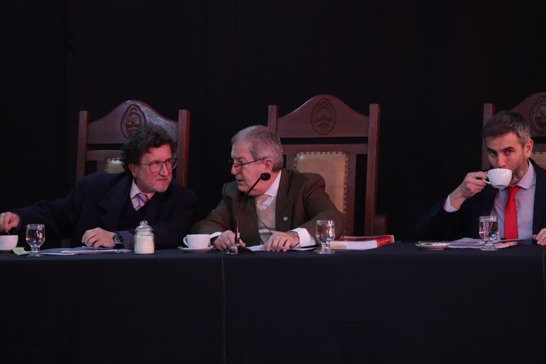 Los integrantes del TOF: Fermín Cerolini (presidente); Simón Pedro Bracco y Eduardo Belforte