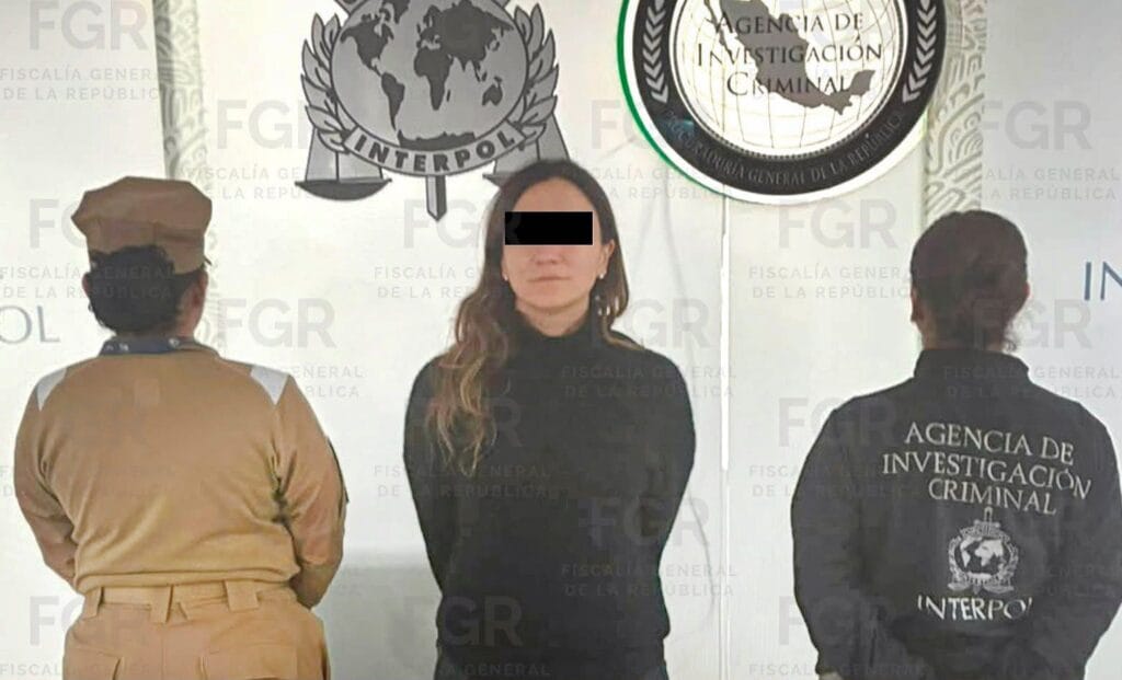La Fiscalía detiene a Gilda Susana Lozoya, hermana de Emilio Lozoya Austin, en el Aeropuerto de Ciudad de México