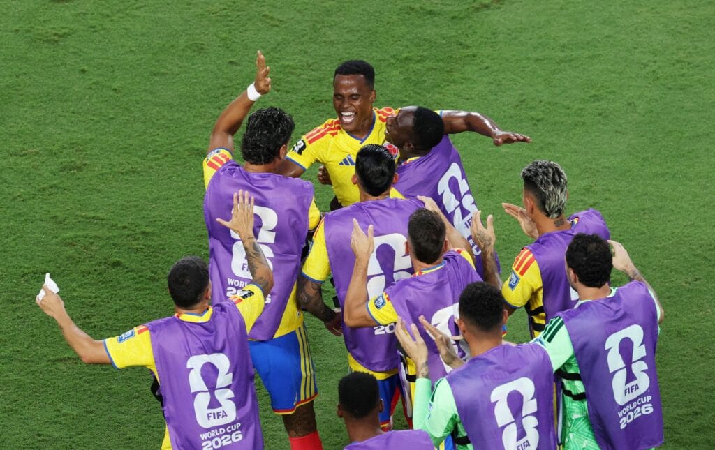 Fútbol - Copa Mundial de la FIFA 2026 - Dieciseisavos de final - Colombia vs Ghana - Estadio Kansas City, Kansas City, Misuri, EEUU - 3 de julio de 2026. El colombiano Jhon Arias celebra el gol de su equipo. REUTERS/Claudia Greco