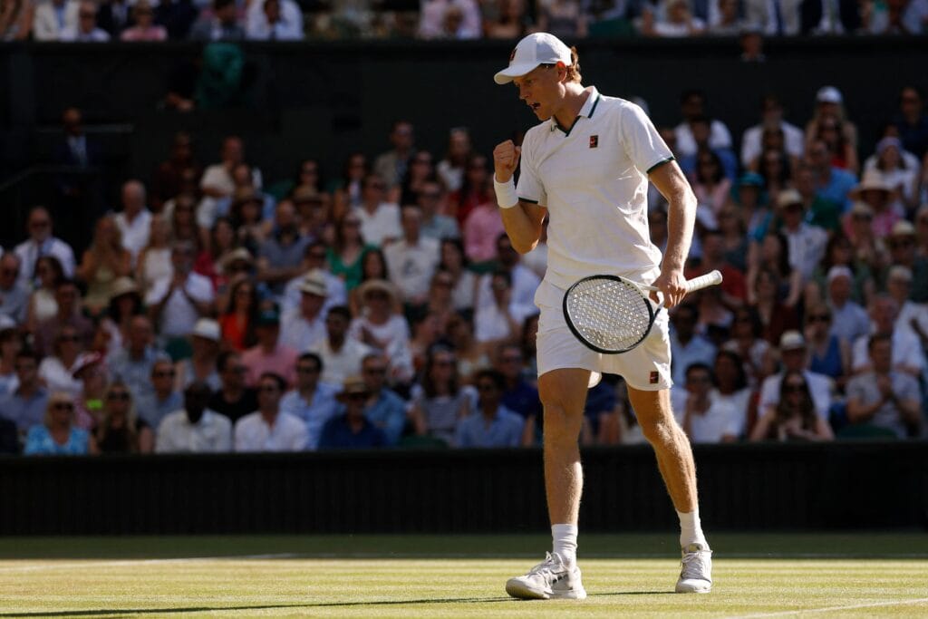 Jannik Sinner - Alexander Zverev, en directo | Sinner iguala la final de Wimbledon también en el tie-break (6-7(7) y 7-6(2)