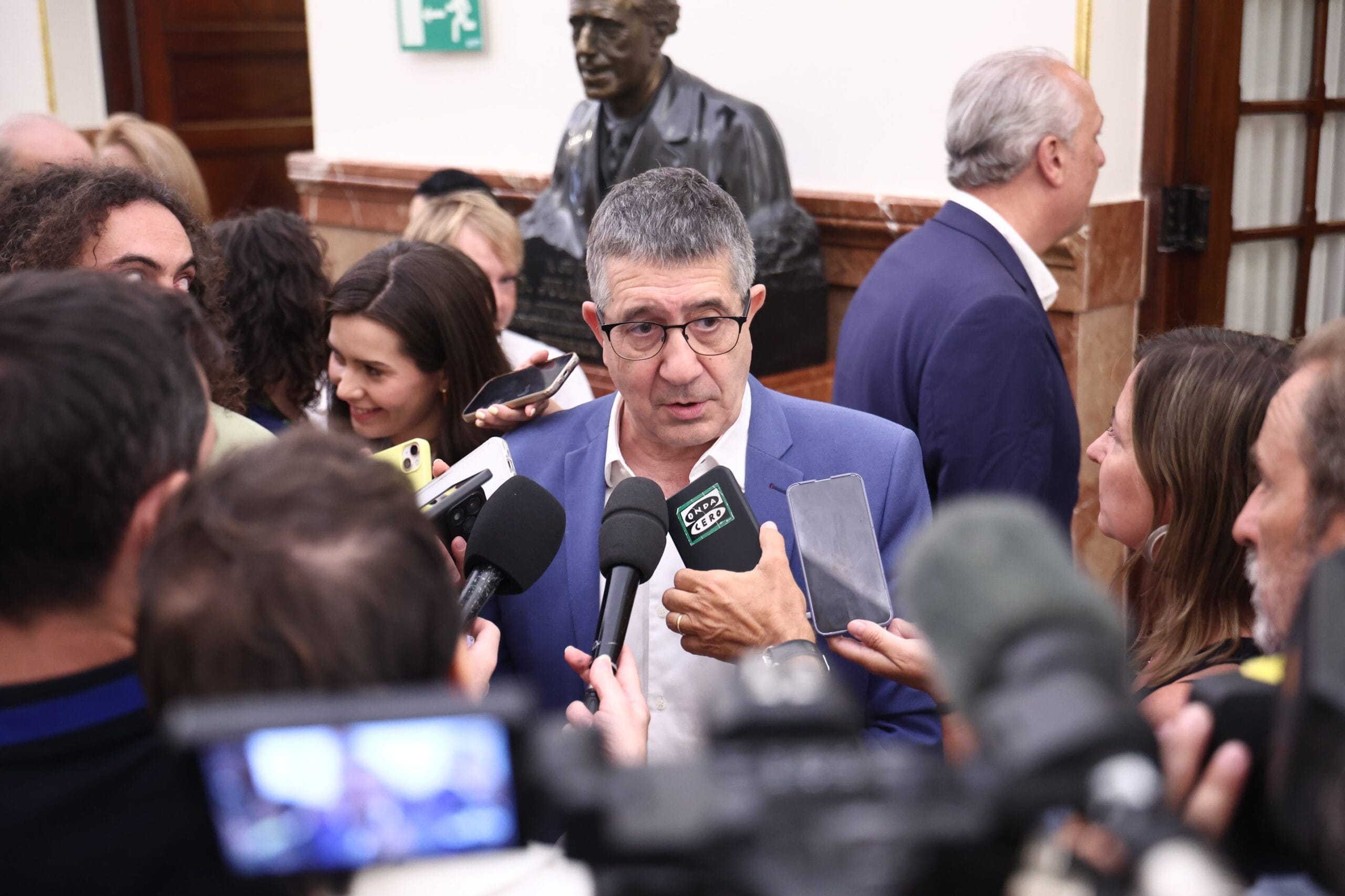 Última hora de la actualidad política, en directo | El PSOE espera de la entrevista a Zapatero que dé “explicaciones que despejen dudas”