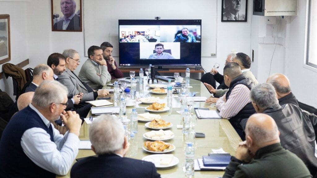 Empresarios y sindicalistas de la UOM, en la primera reunión salarial con el sindicato intervenido