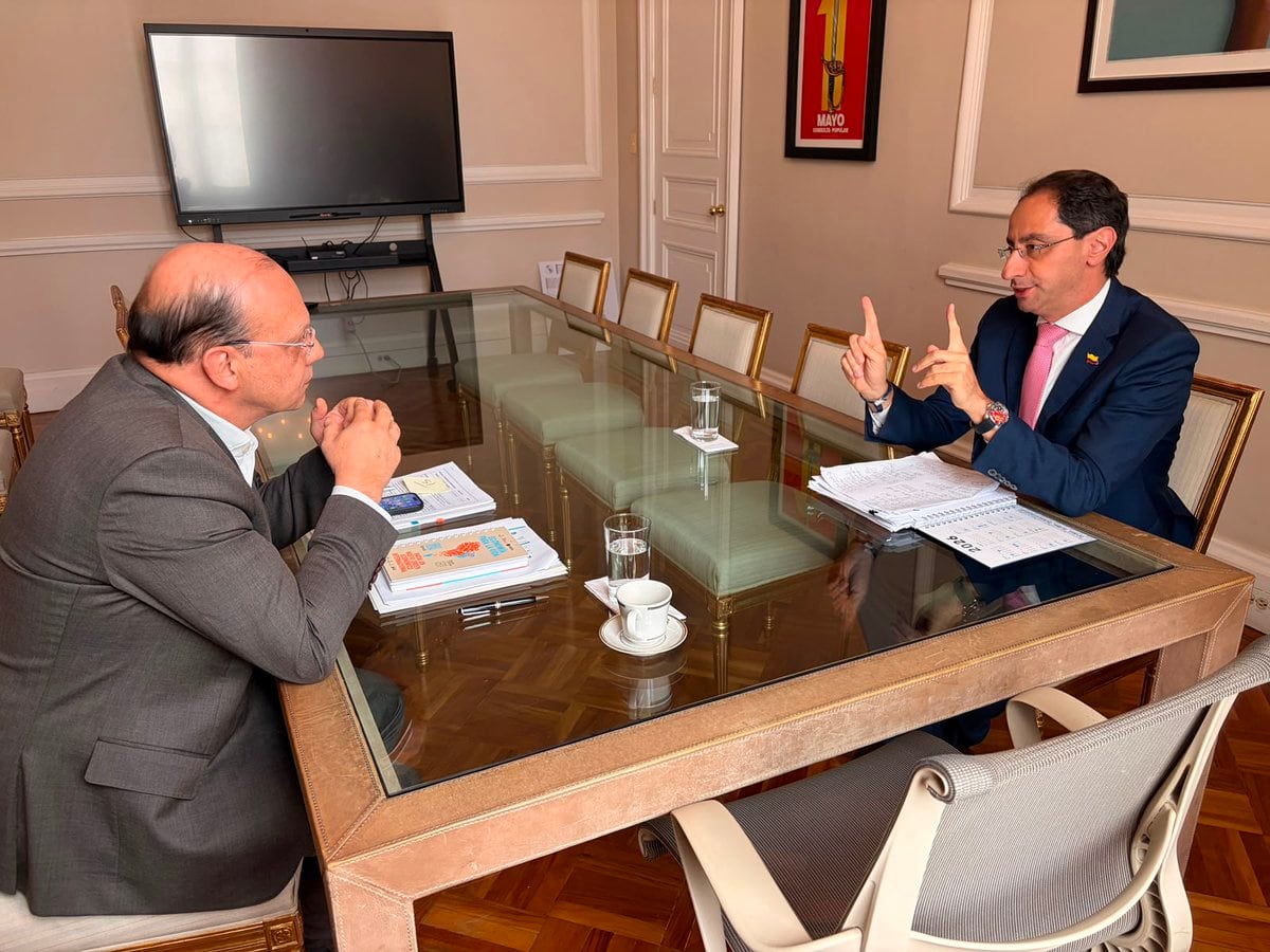ermán Ávila, afirmó que no existen garantías institucionales para continuar. La medida no fue presentada como definitiva, sino supeditada a un cambio en las condiciones del proceso - crédito @Marovaar/X
