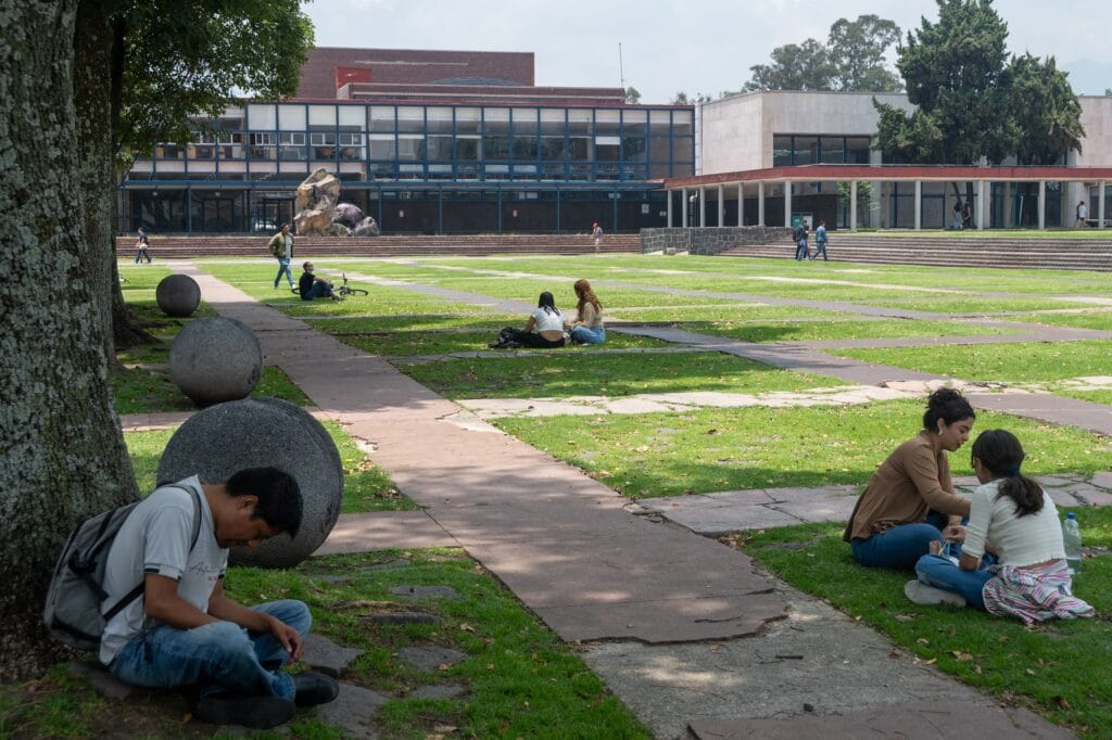 Aspectos del campus central de Ciudad Universitaria, este viernes.
