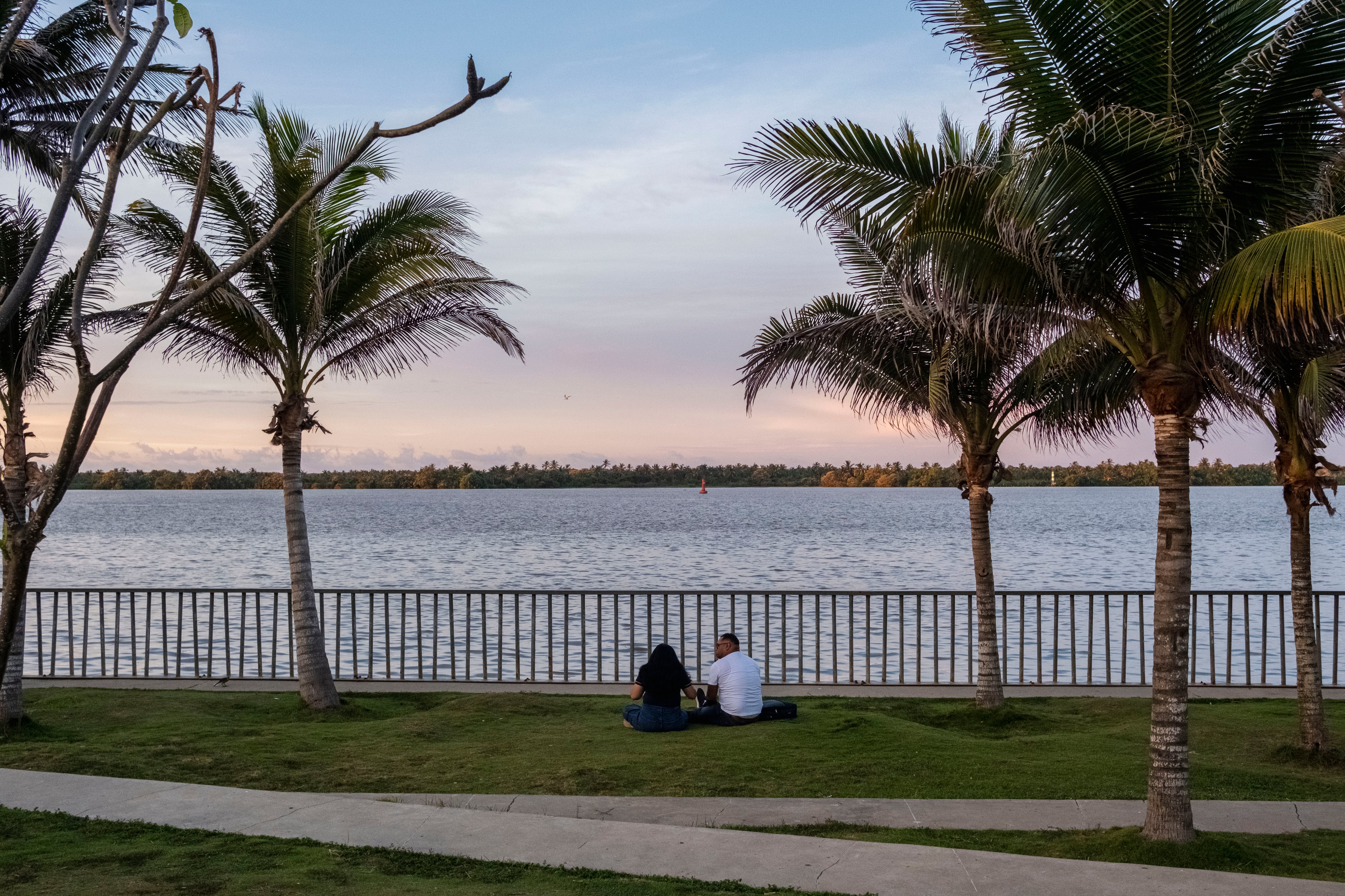 Vista del río Magdalena, en el Malecón de Barranquilla, el 27 de julio.