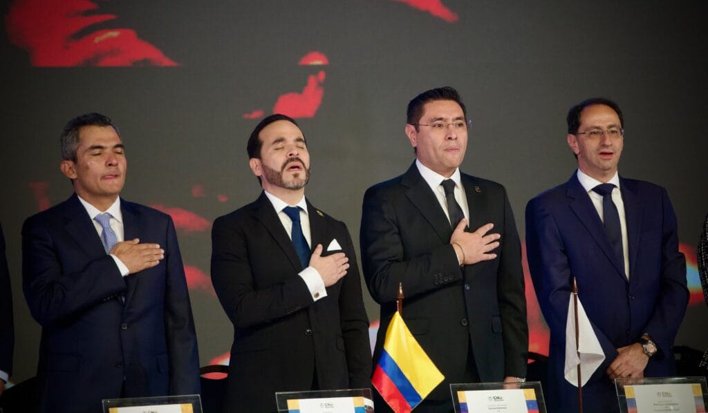 Abelardo de la Espriella inicia su Gobierno con mayorías legislativas condicionadas por el uribismo