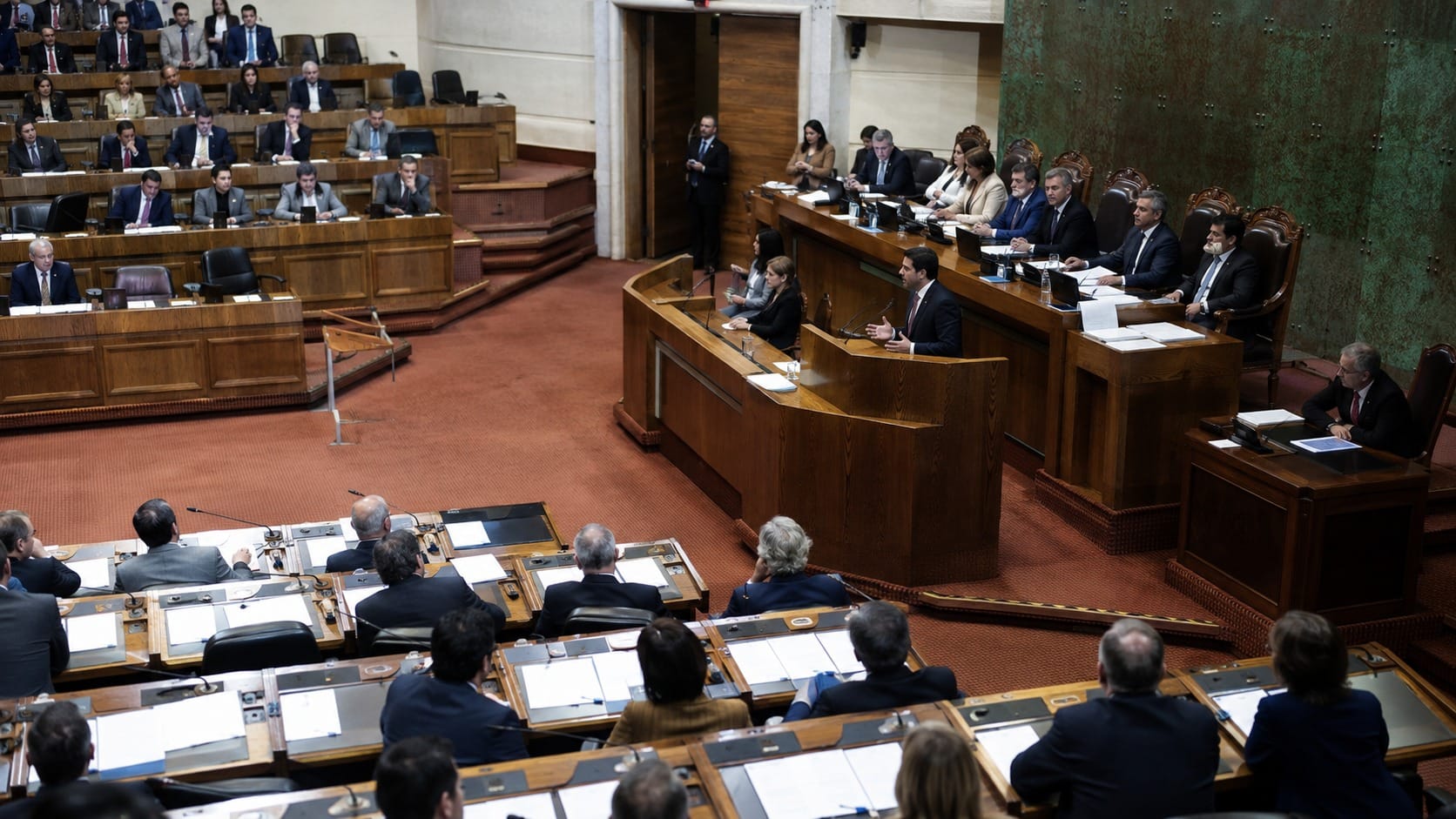 Chile aprueba la megarreforma que reduce del 27% al 23% el impuesto corporativo
