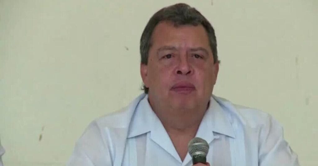 México detiene al exgobernador Ángel Aguirre por destruir pruebas de Ayotzinapa