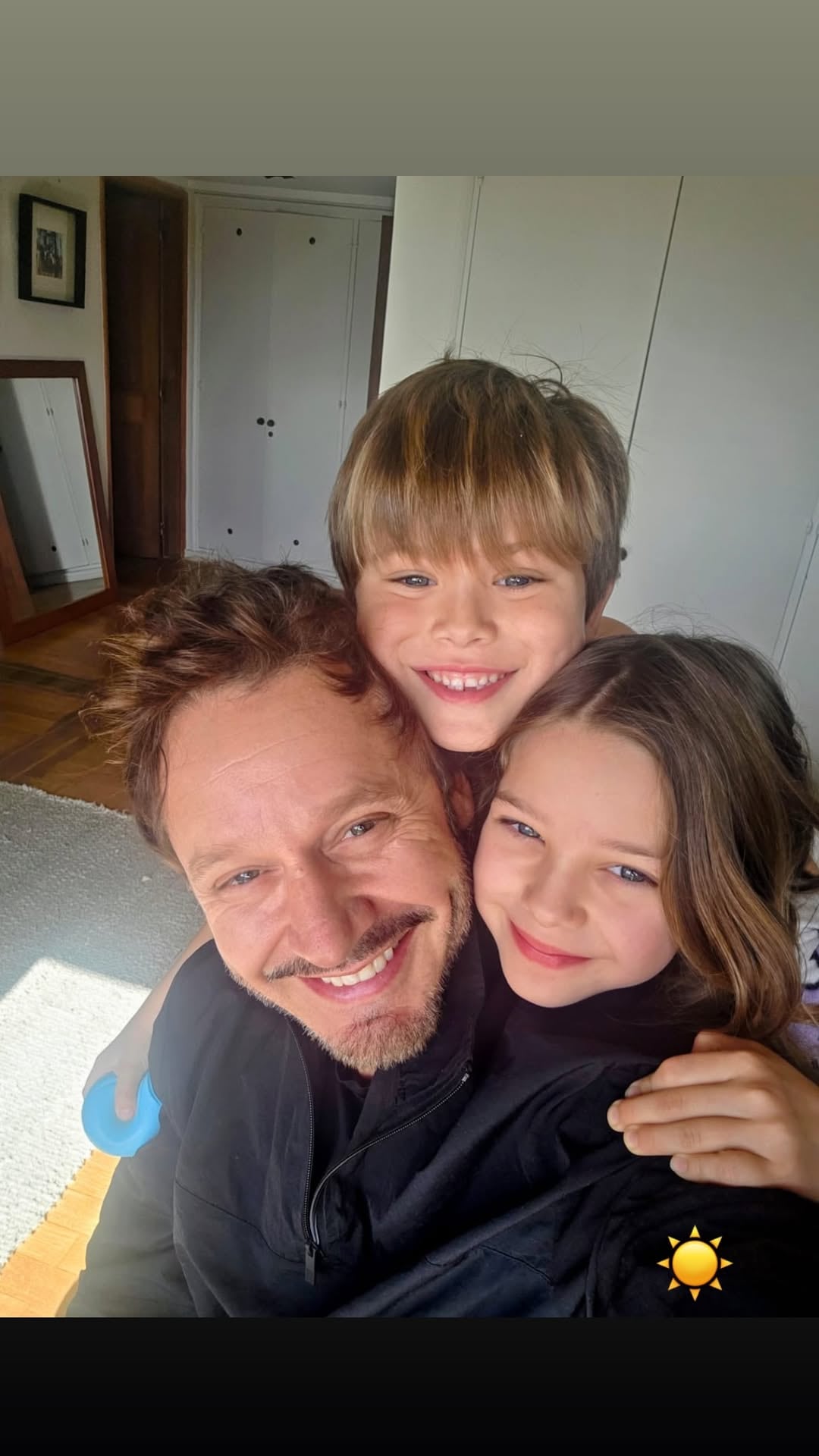 Vicuña se mostró junto a los niños que tiene con Suárez (Instagram)