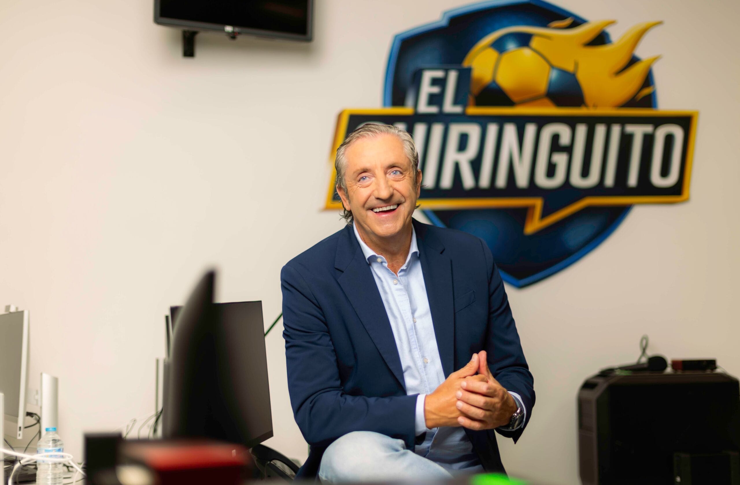 Josep Pedrerol, el jueves 13 de agosto en la redacción de 'El chiringuito' en las instalaciones de Mediaset.