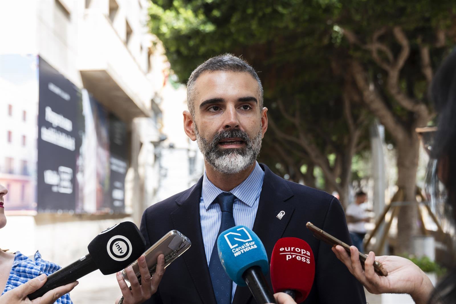 El PP de Almería apura los plazos para revelar sus listas, que se harán "en coordinación" con la cúpula del partido