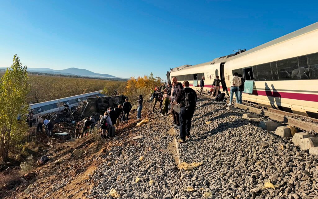 Última hora del choque entre dos trenes en Los Yébenes (Toledo), en directo