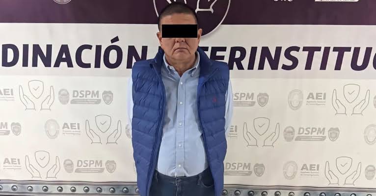 El caso de la CIA lleva al exfiscal mexicano a juicio por traición a la patria