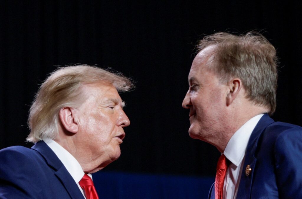 Las ‘midterms’ 2026, en vivo | Trump hace un último esfuerzo para impulsar a los republicanos en sus reñidas contiendas en Texas